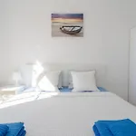 Two Bedroom With Sea View In Abrigos Διαμέρισμα