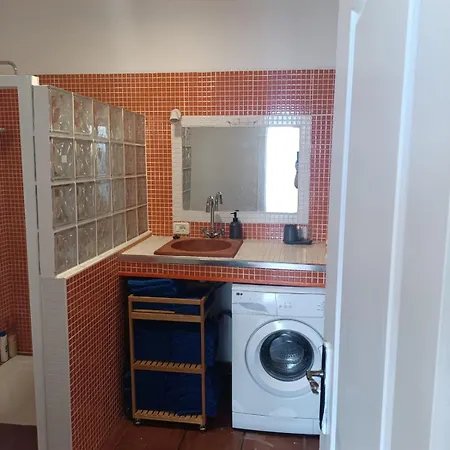 Two Bedroom With Sea View In Abrigos Appartement *