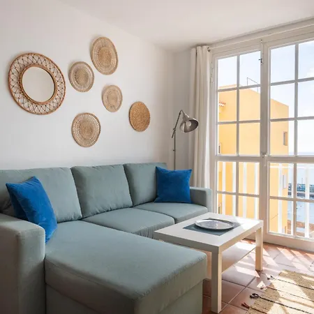 Two Bedroom With Sea View In Abrigos Lägenhet