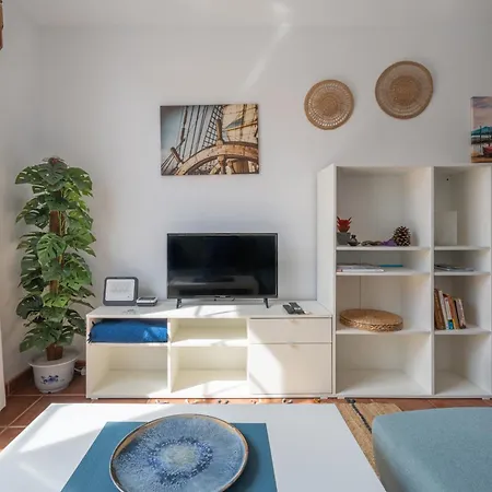 Two Bedroom With Sea View In Abrigos Los Abrigos