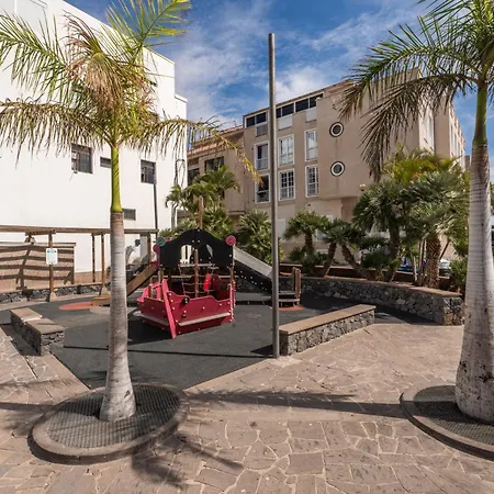 Two Bedroom With Sea View In Abrigos Διαμέρισμα *